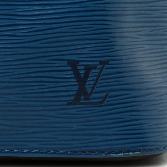 Authentic LOUIS VUITTON bag - Picture 8 of 9